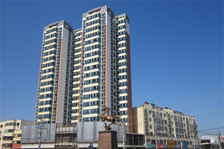 市中海天泰和园3室2厅2卫66万124m2出售